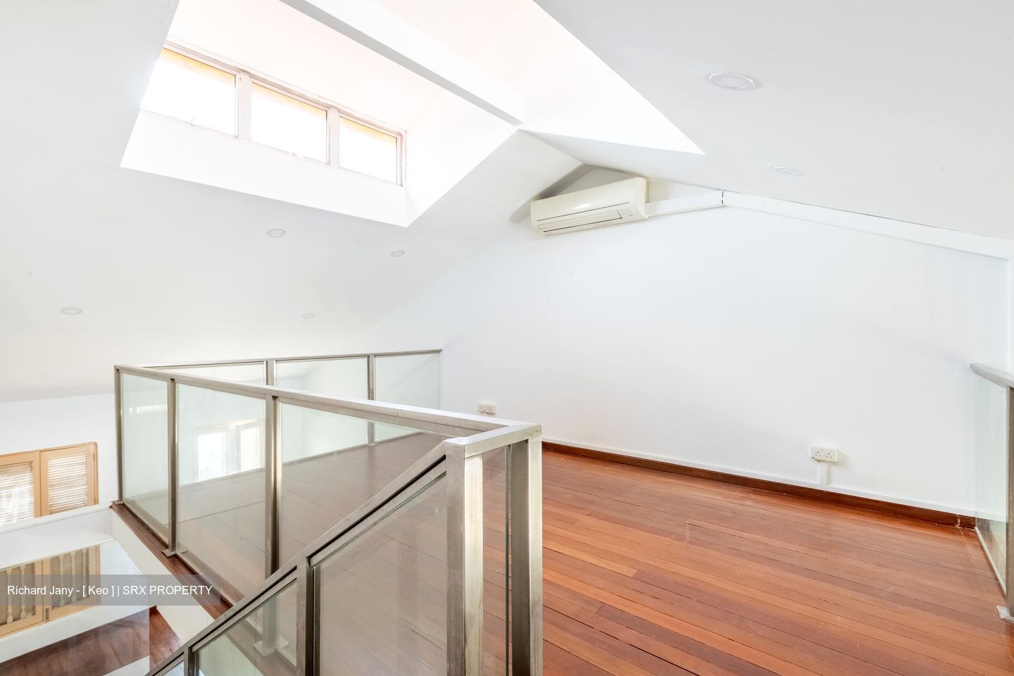 North Bridge Road (D7), Shop House #480653741